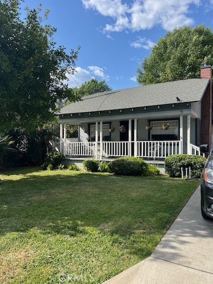 551 W Walnut Ave, Monrovia, CA 91016