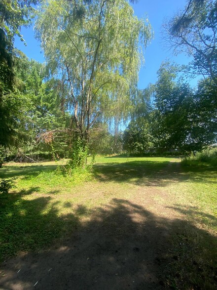 2915 Overlook Dr, Minneapolis, MN 55431