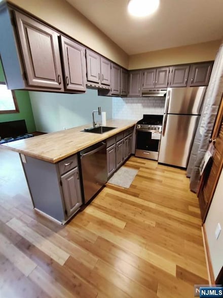 2 Davos Dr Unit 4, Vernon, NJ 07462