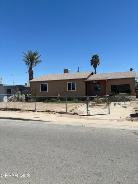 228 Wooldridge Dr, El Paso, TX 79915