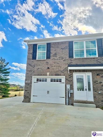214 Dixon Cir, Big Spring, KY 40175