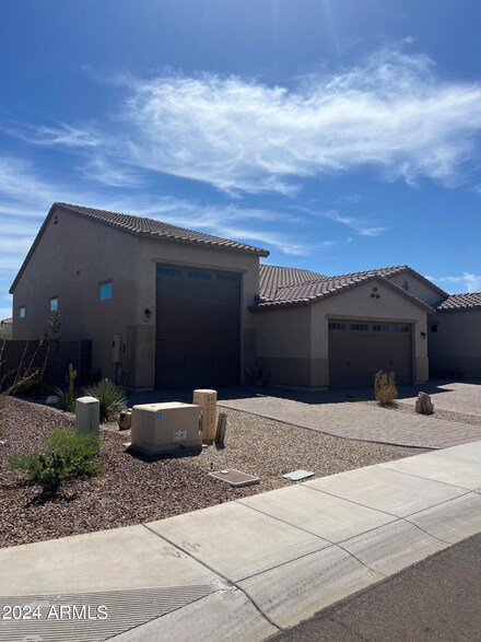 14017 S 181st Ave, Goodyear, AZ 85338