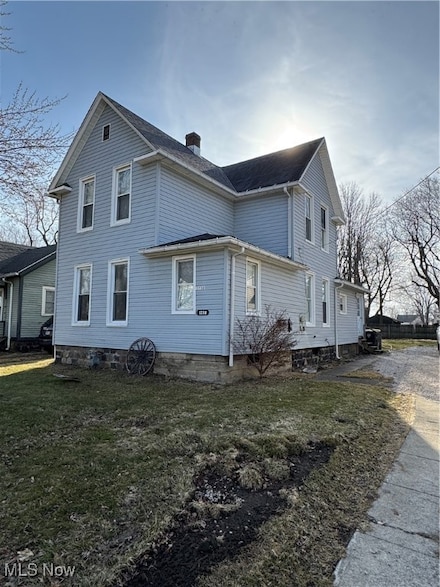 1238 W 8th St, Ashtabula, OH 44004