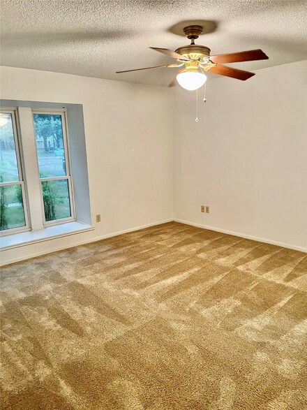 14302 Misty Meadow Ln, Houston, TX 77079