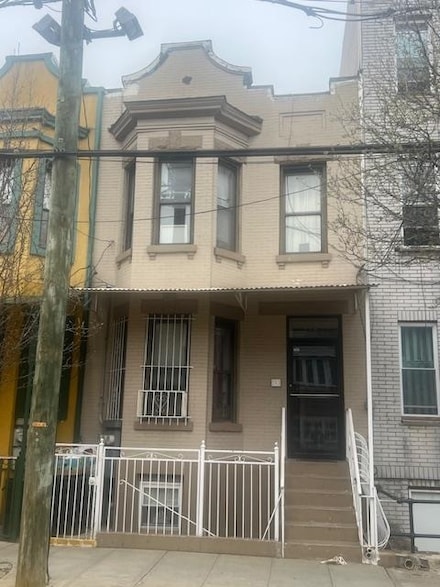 532 38th St Unit 2, Union City, NJ 07087