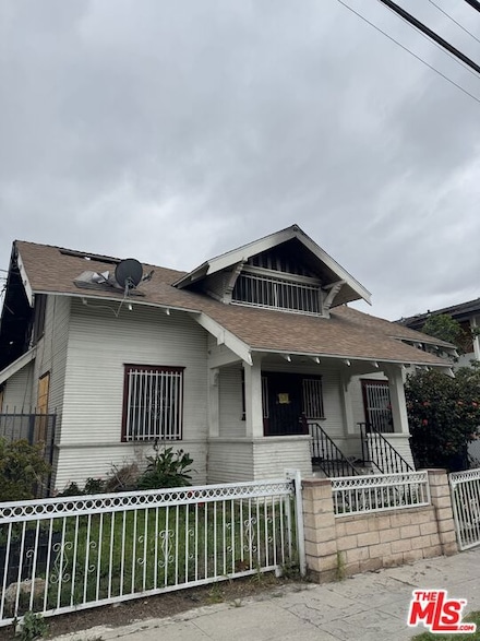 2614 S Budlong Ave, Los Angeles, CA 90007
