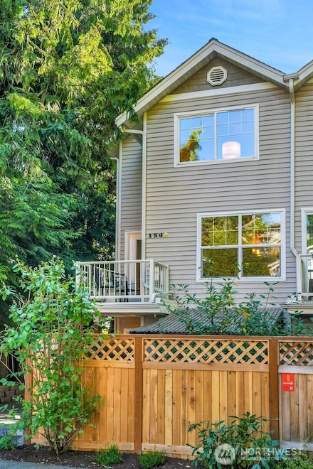 1542 15th Ave S Unit A, Seattle, WA 98144
