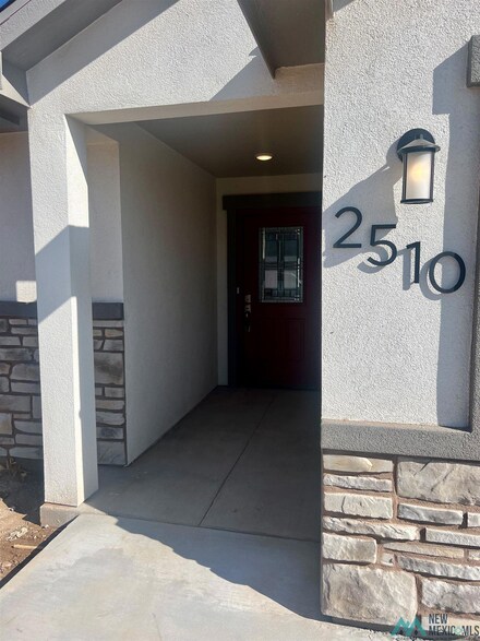 2510 W Ray Ave, Artesia, NM 88210
