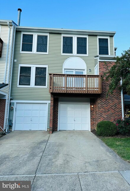 4020 Chetham Way, Woodbridge, VA 22192
