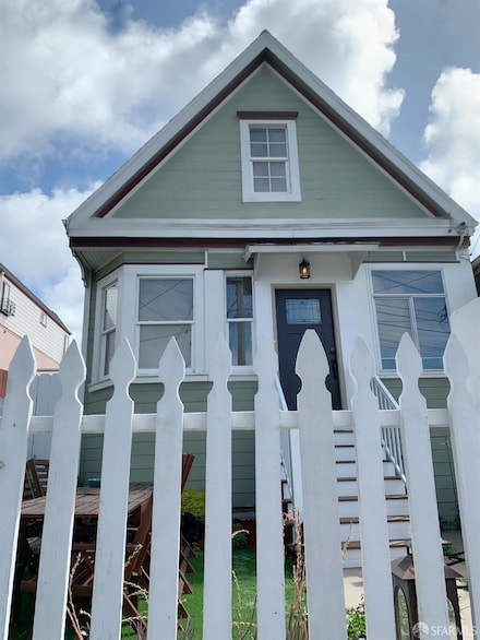 98 Vendome Ave, Daly City, CA 94014
