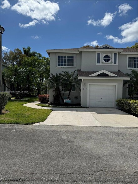 1150 SW 44th Ave, Deerfield Beach, FL 33442