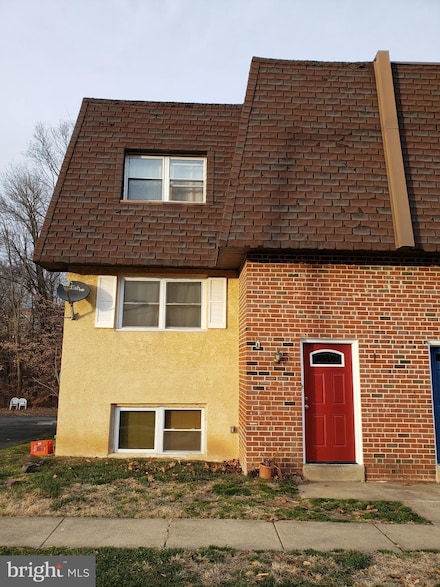 155 Meadowbrook Ln Unit A, Brookhaven, PA 19015
