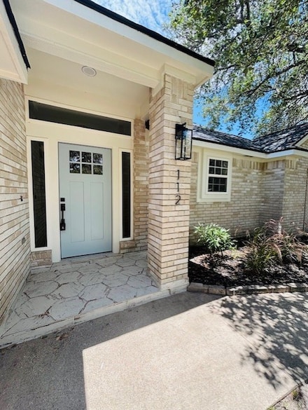112 S Sierra Woods Dr, Rockport, TX 78382