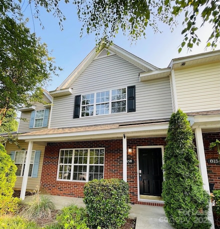 8158 Rudolph Rd, Charlotte, NC 28216