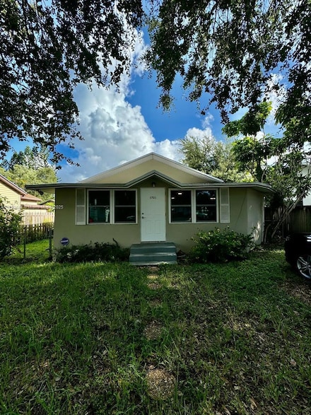 1721 Roosevelt St, Hollywood, FL 33020
