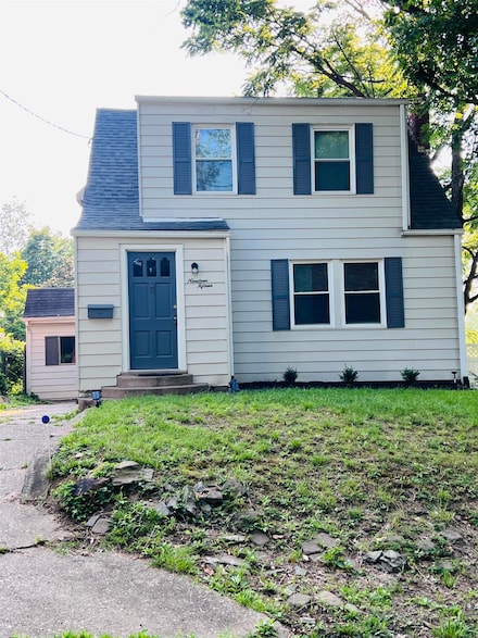 1915 18th St, Huntington, WV 25701