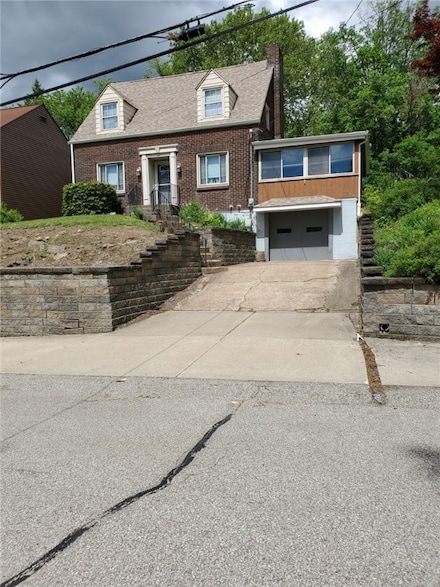 338 Elizabeth Ave, East Pittsburgh, PA 15112