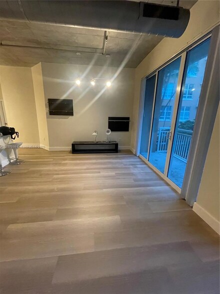 2001 Biscayne Blvd Unit 2217, Miami, FL 33137