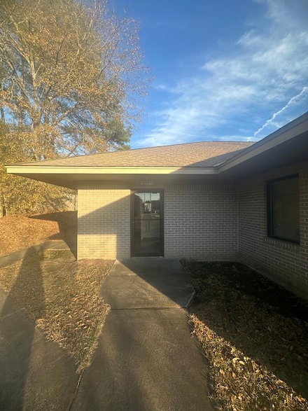 1865 Honeysuckle Rd, Dothan, AL 36305