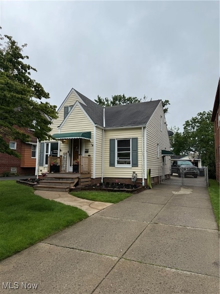 7511 Jameson Rd, Cleveland, OH 44129