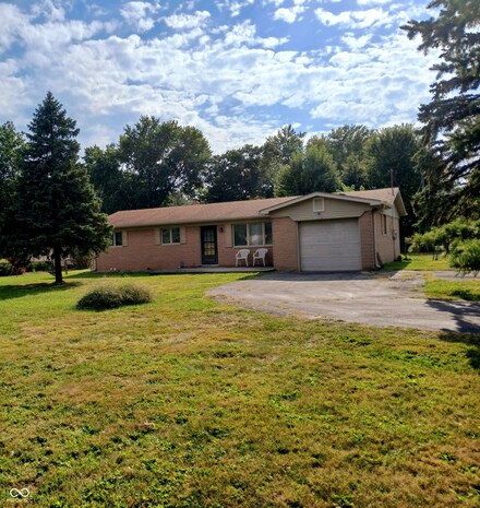 1310 N County Road 900 E, Avon, IN 46123
