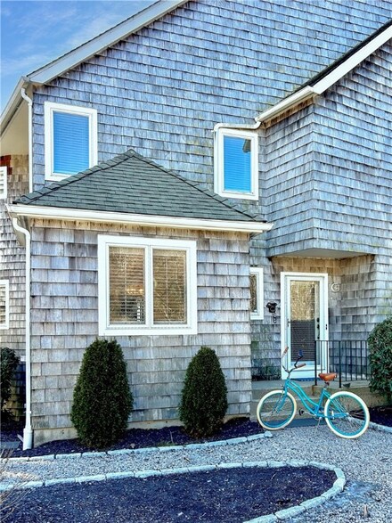 280 Shore Rd Unit D, Westerly, RI 02891