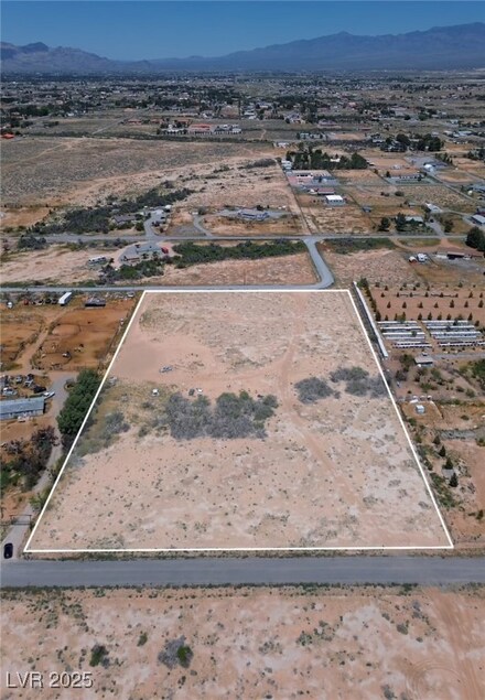 520 W Siesta Rd, Pahrump, NV 89048