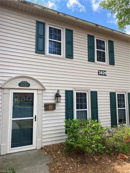 3820 Huntingreen Ln Unit C, Winston Salem, NC 27106