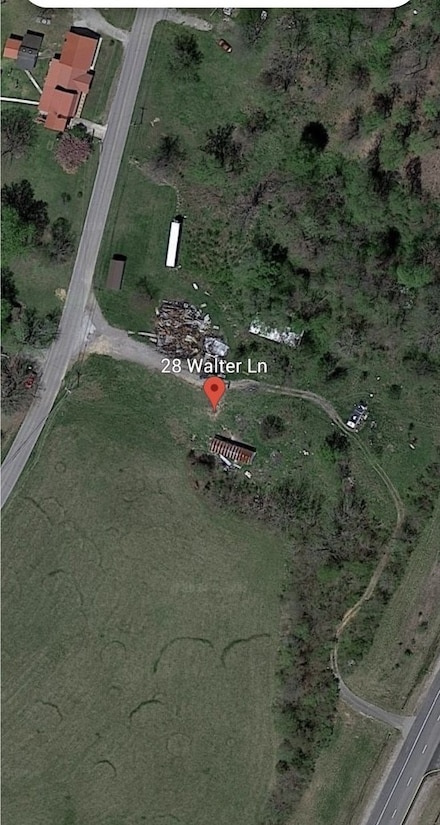 28 Walter Ln, Spencer, TN 38585
