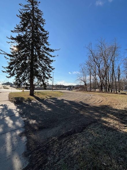 980 Lincoln Rd, Holland, MI 49423