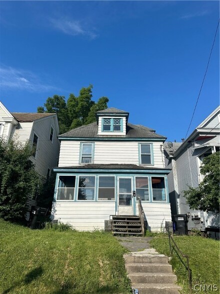 204 S Wilbur Ave, Syracuse, NY 13204