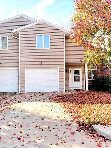 4010 W Broadway, Columbia, MO 65203