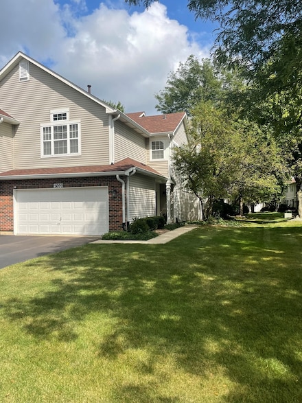 3092 Kentshire Cir, Naperville, IL 60564