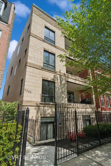 1945 N Wilmot Ave Unit 3, Chicago, IL 60647