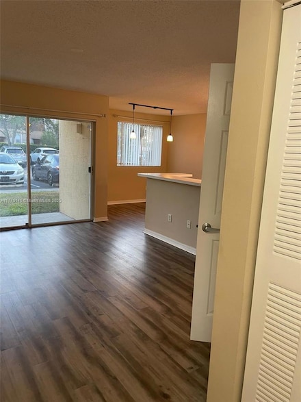 2640 S University Dr Unit 113, Davie, FL 33328