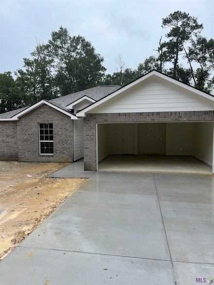 10177 Sunshine Rd, Denham Springs, LA 70706