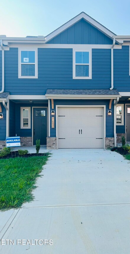 1450 Mountain Quail Cir, Alcoa, TN 37701