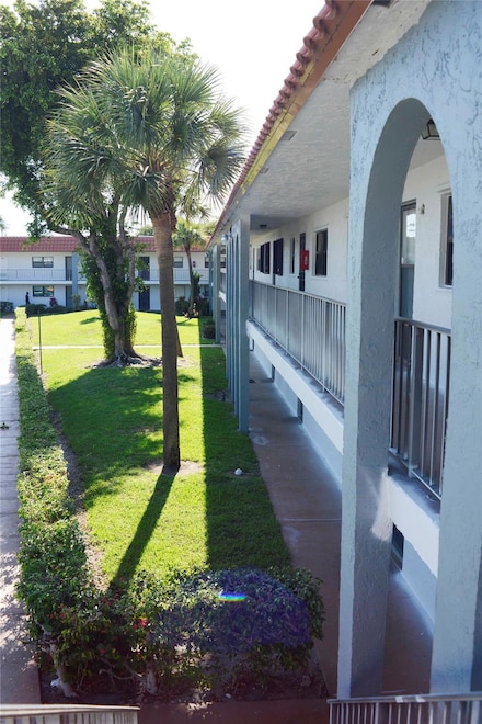 1901 W Woolbright Rd Unit 202, Boynton Beach, FL 33426