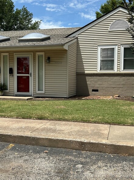 1329 E 38th Place Unit B, Tulsa, OK 74105