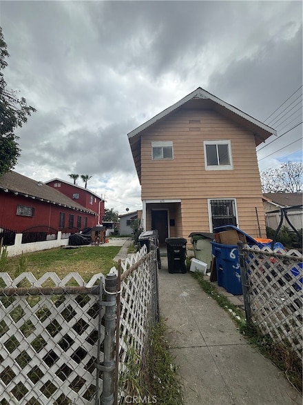 632 E 45th St, Los Angeles, CA 90011