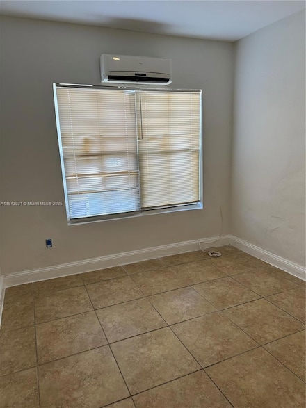 4701 SW 8th St Unit 8, Coral Gables, FL 33134
