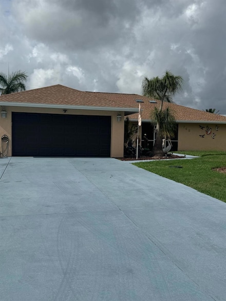 742 SE Whitehurst Ave, Port Saint Lucie, FL 34983