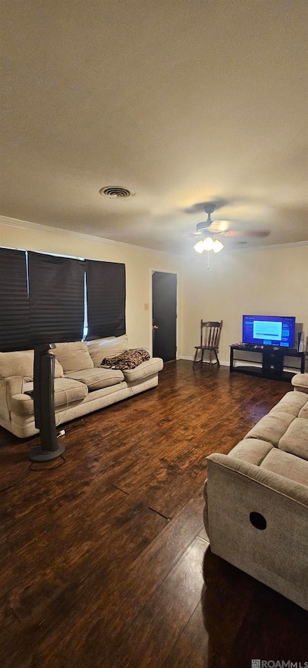 25355 Dickinson Rd, Plaquemine, LA 70764