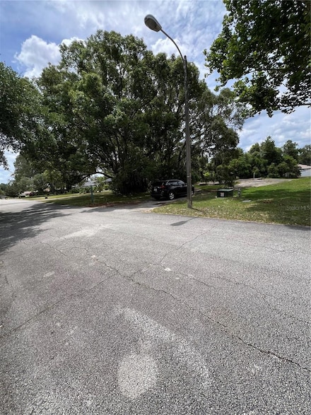 2049 Cleo Ln, Deltona, FL 32738