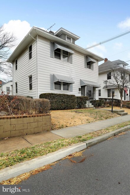 827 View St, Hagerstown, MD 21742