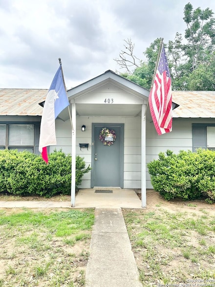 401 W Adams St, Pleasanton, TX 78064