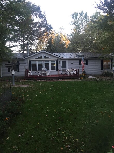 10201 Penny Lake Rd, Rosholt, WI 54473