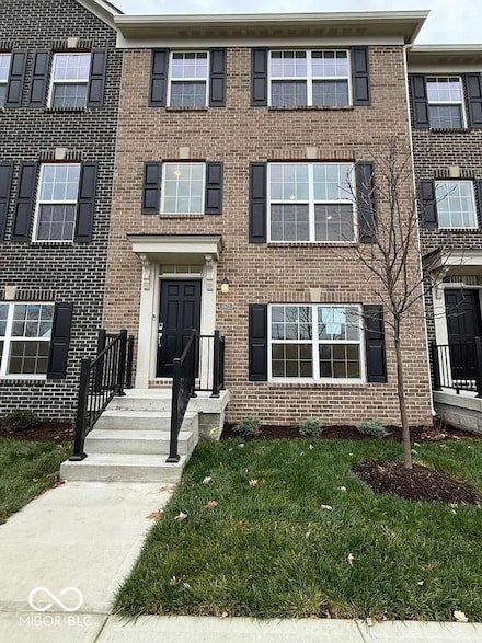 6672 Halsey St, Zionsville, IN 46077