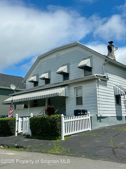 1040 Mark Ave, Scranton, PA 18510
