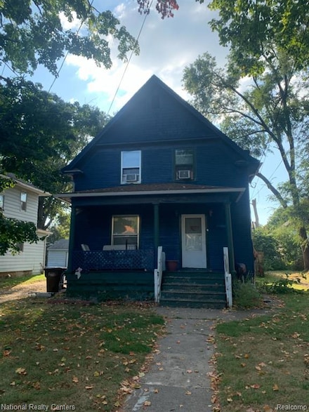 1028 Woodbridge St, Jackson, MI 49203